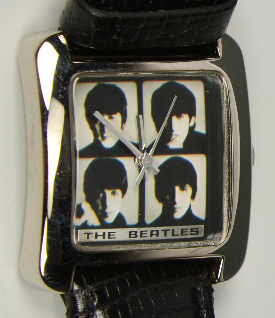 Lot 3088319: Grouping of Beatles Memorabilia, 6 items