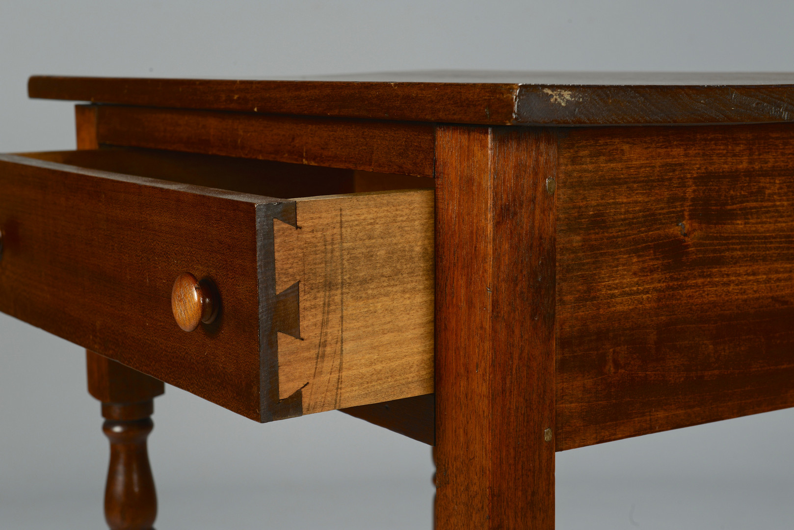 Lot 299: Pair of Tennessee Walnut One Drawer Tables, 2