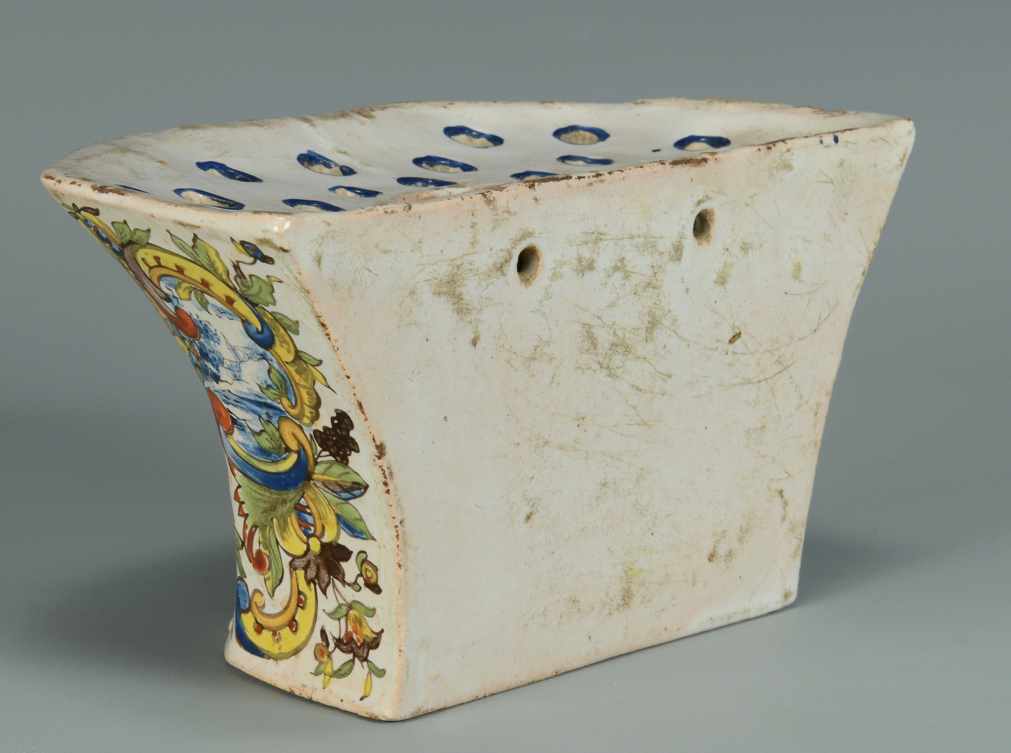 Lot 337: 4 antique Ceramic/Faience Items