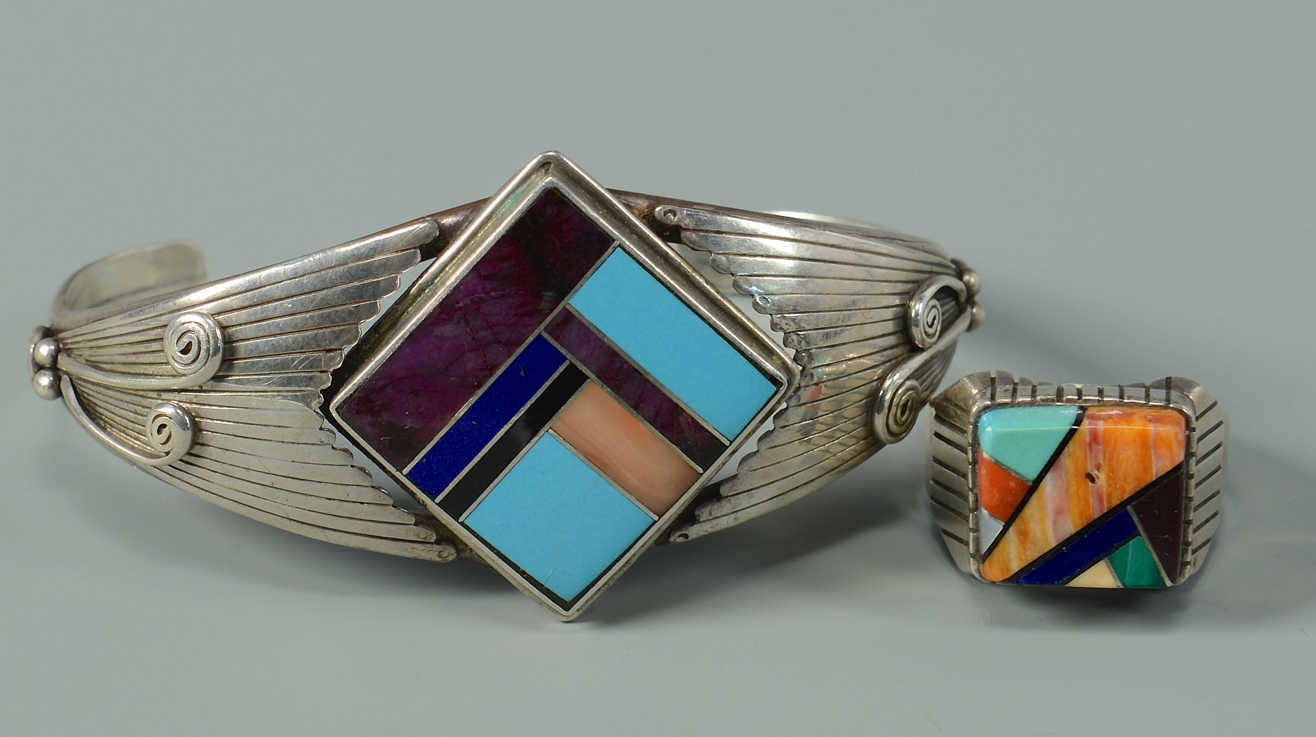 Lot 452: 4 Native American Jewelry Items
