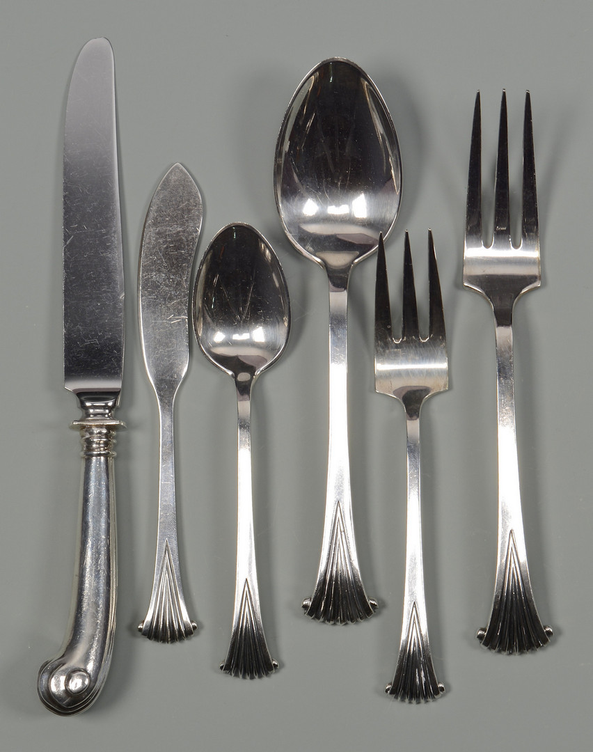 Lot 605: Onslow by Tuttle Silversmiths