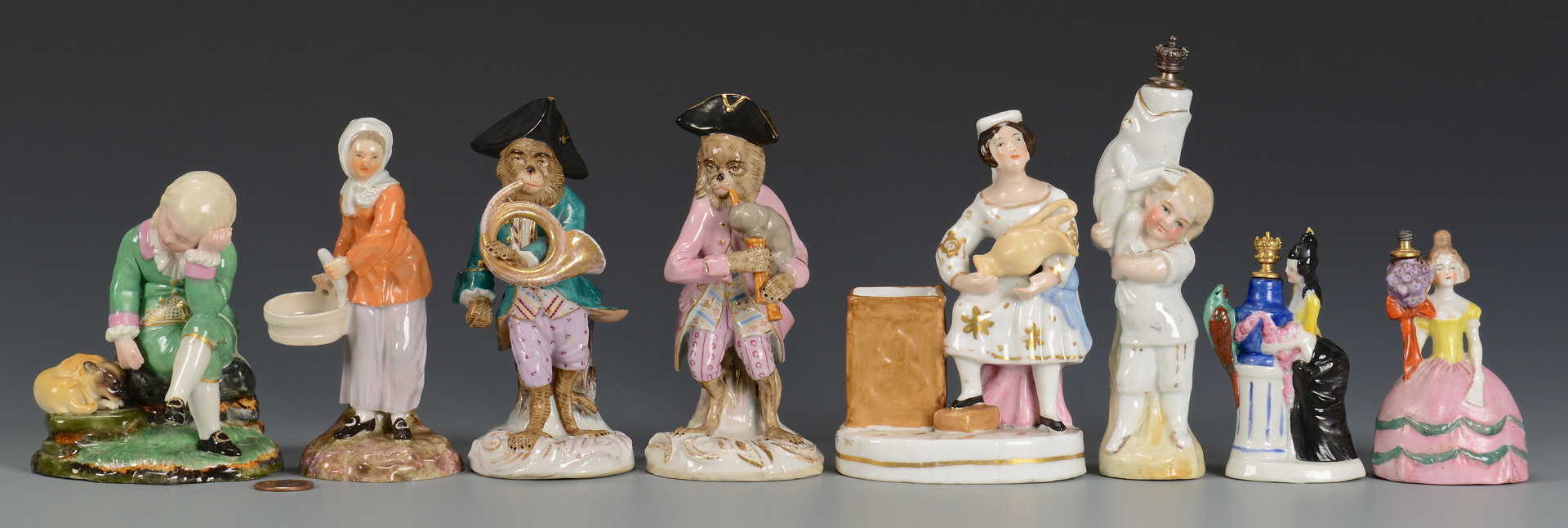Lot 617: 8 Porcelain Figurines