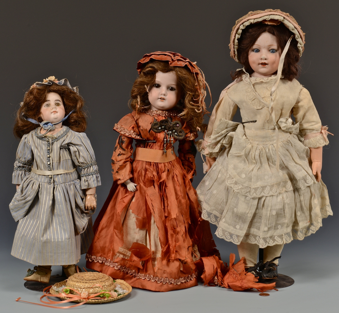 Lot 635: 3 German Dolls