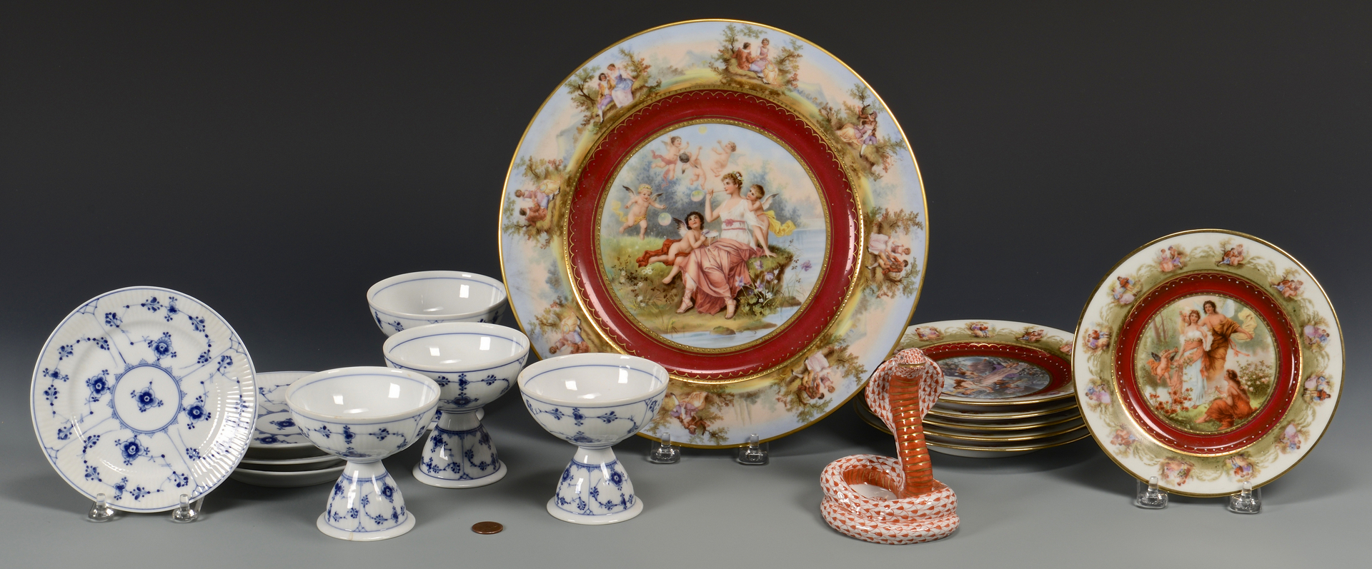 Lot 768: 16 pcs. porcelain inc. Royal Copenhagen sherbets