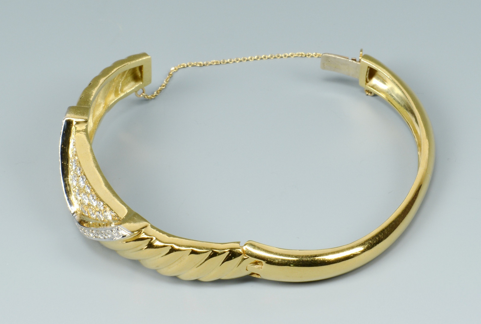 Lot 102: 18k Diamond Bangle Bracelet
