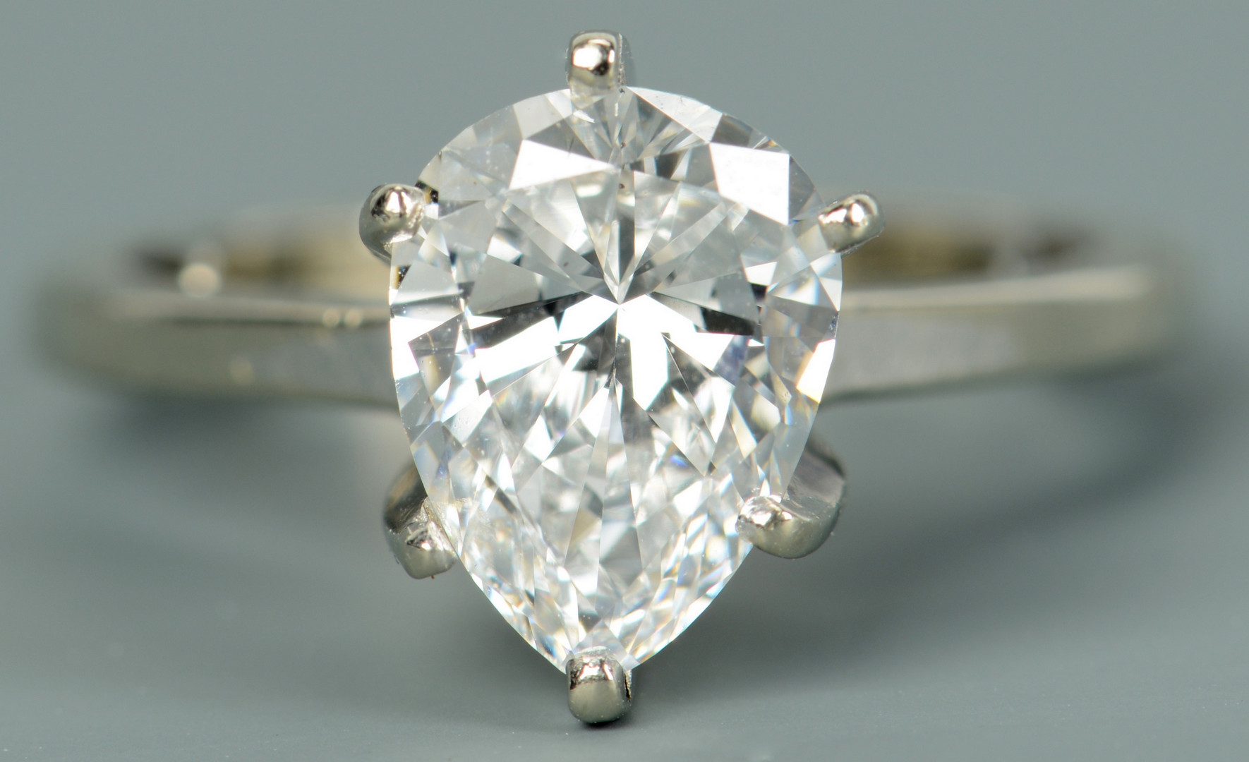 Lot 103: Pear-shaped D color diamond, GIA