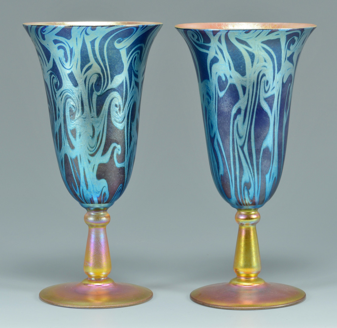 Lot 116: Pair Durand King Tut glass goblets