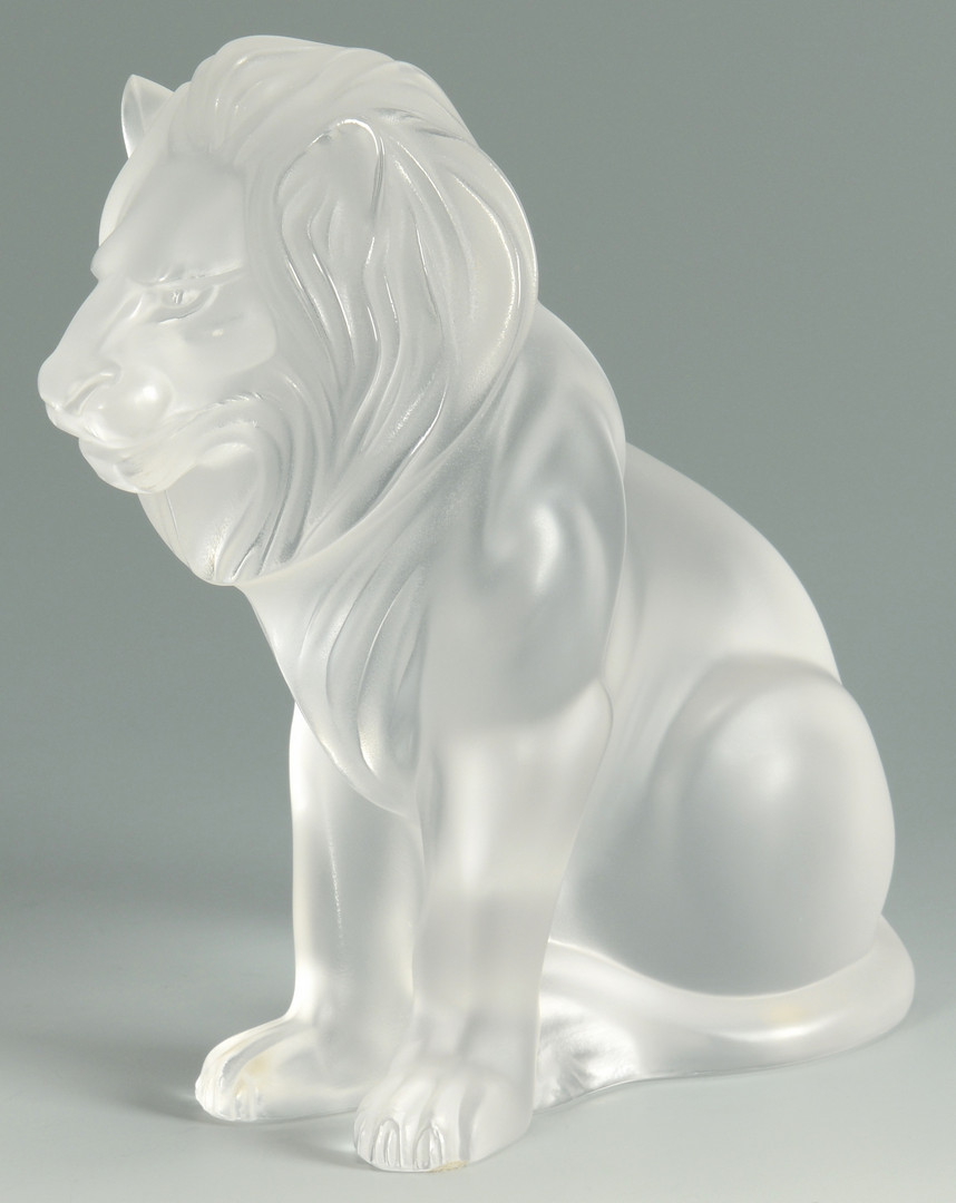 Lot 238: Lalique Crystal "Bamara" Lion
