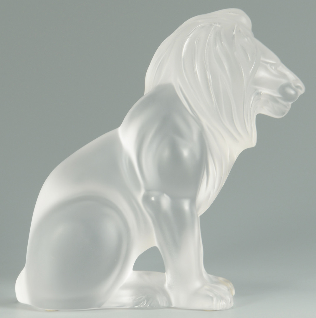 Lot 238: Lalique Crystal "Bamara" Lion