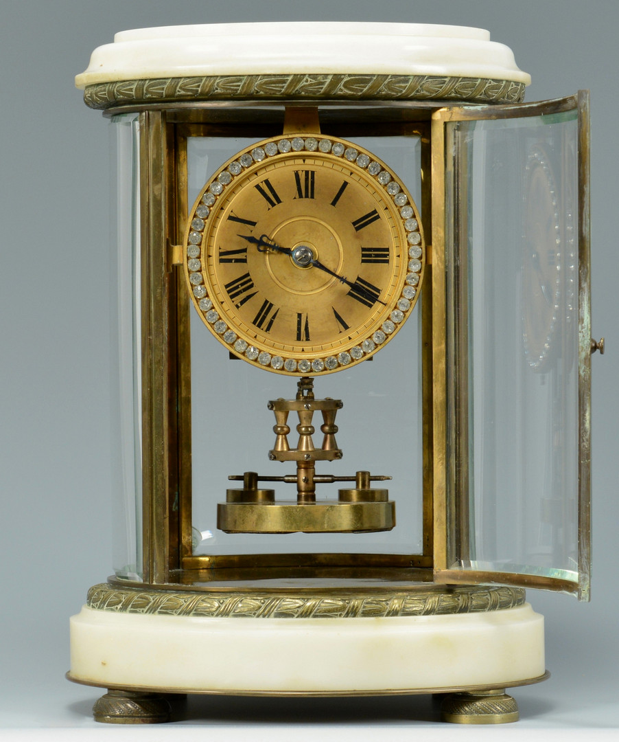 Lot 244: Angemeldet Patent Rotary Pendulum Clock
