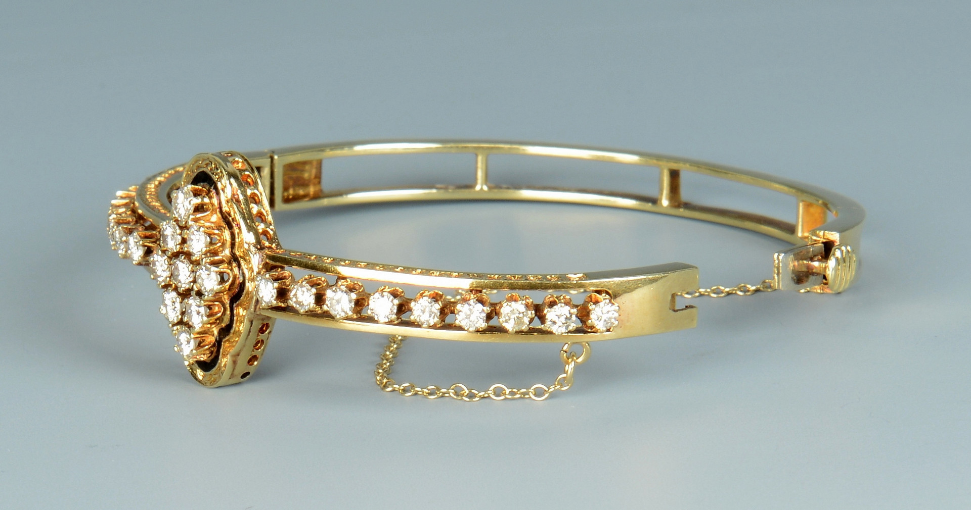 Lot 257: 14k Victorian Diamond Bangle Bracelet