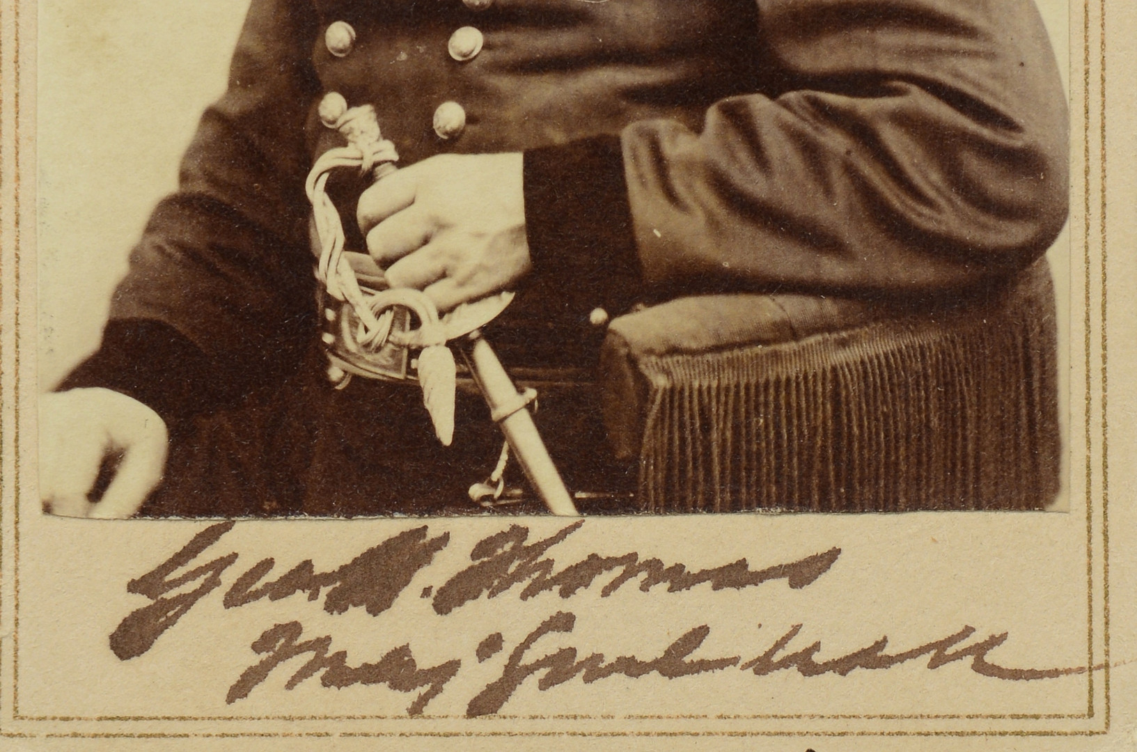 Lot 306: Civil War Gen. Thomas signed CDV