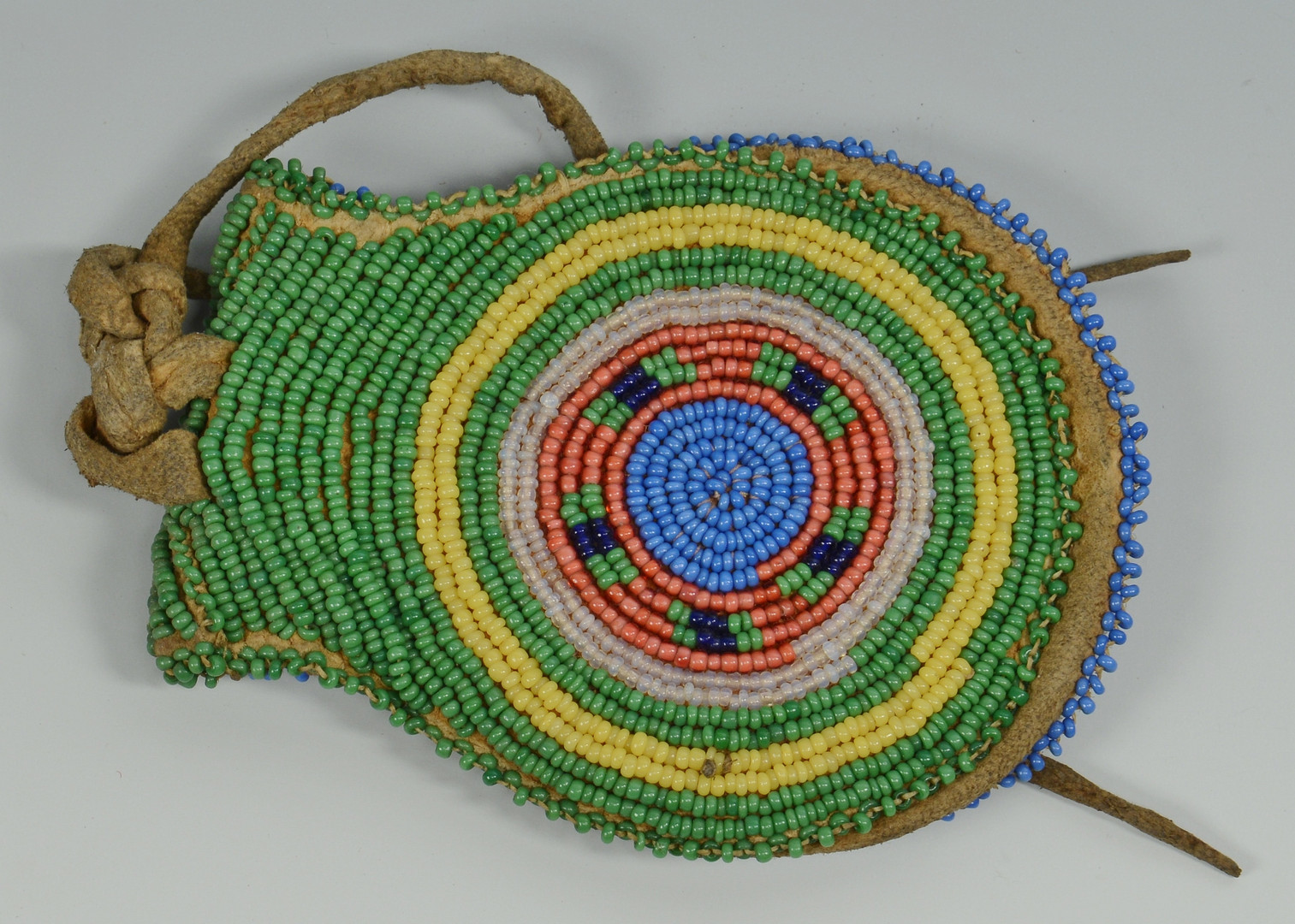Lot 322: Grouping Plains Indian Beaded Items