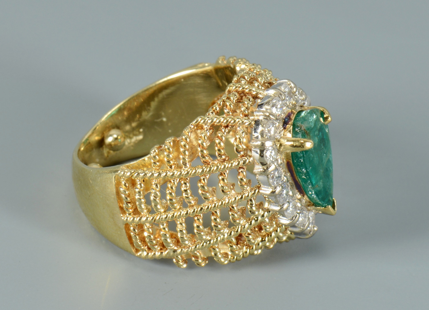 Lot 502: 2 pr 14k Gold Earrings & Ring