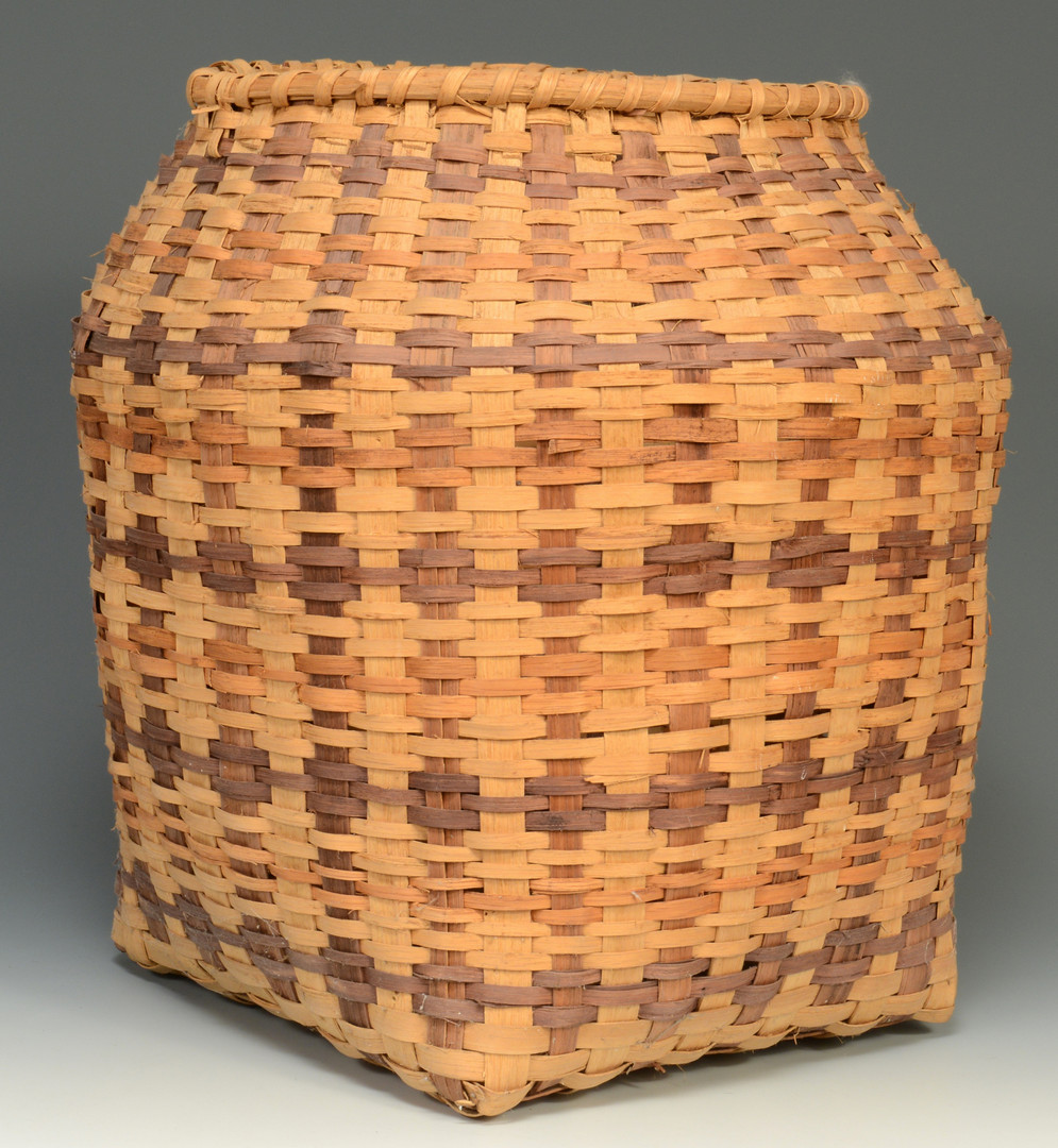 Lot 622: 3 Cherokee Baskets, 2 with tags