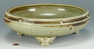 Lot 666: Chinese celadon Bulb Bowl