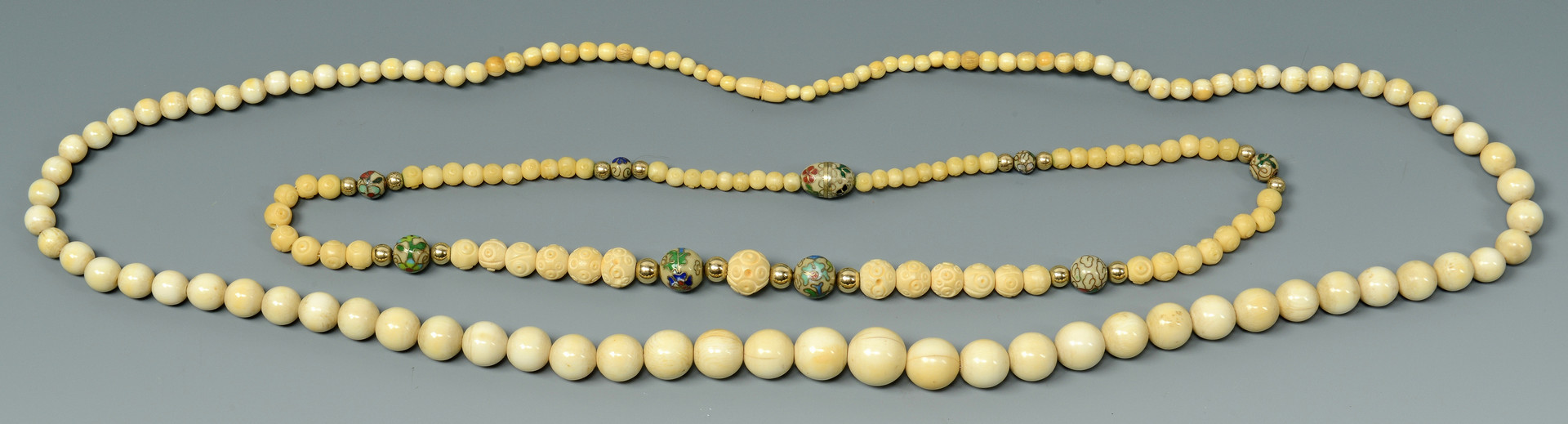 Lot 806: 13 Asian Items, incl. white jade