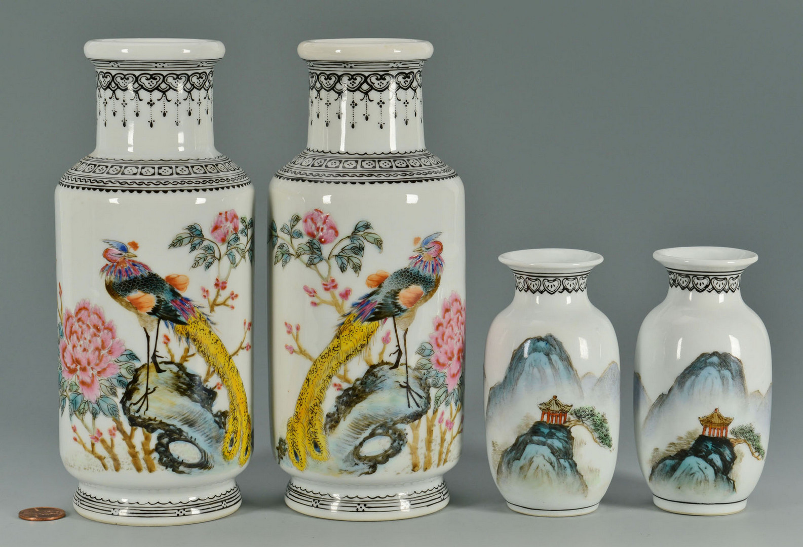 Lot 816: 5 Asian Porcelain and Decorative Items