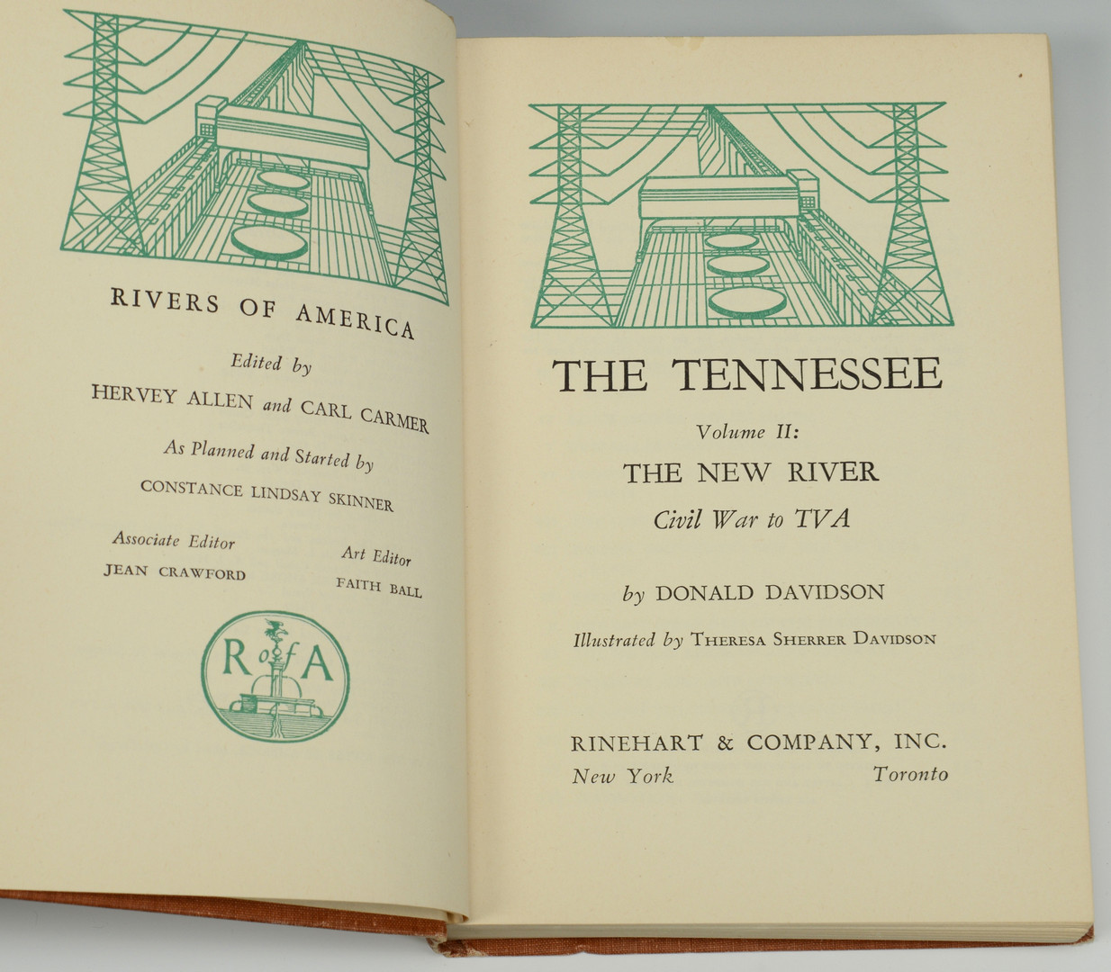 Lot 870: 20 Tennessee related Publications