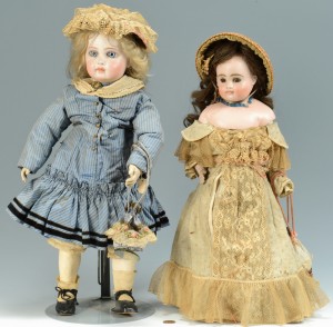 Lot 899: 2 Dolls with French Purses