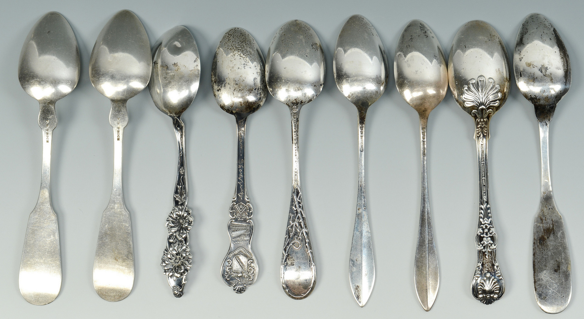 Lot 920: 18 Sterling Silver Spoons