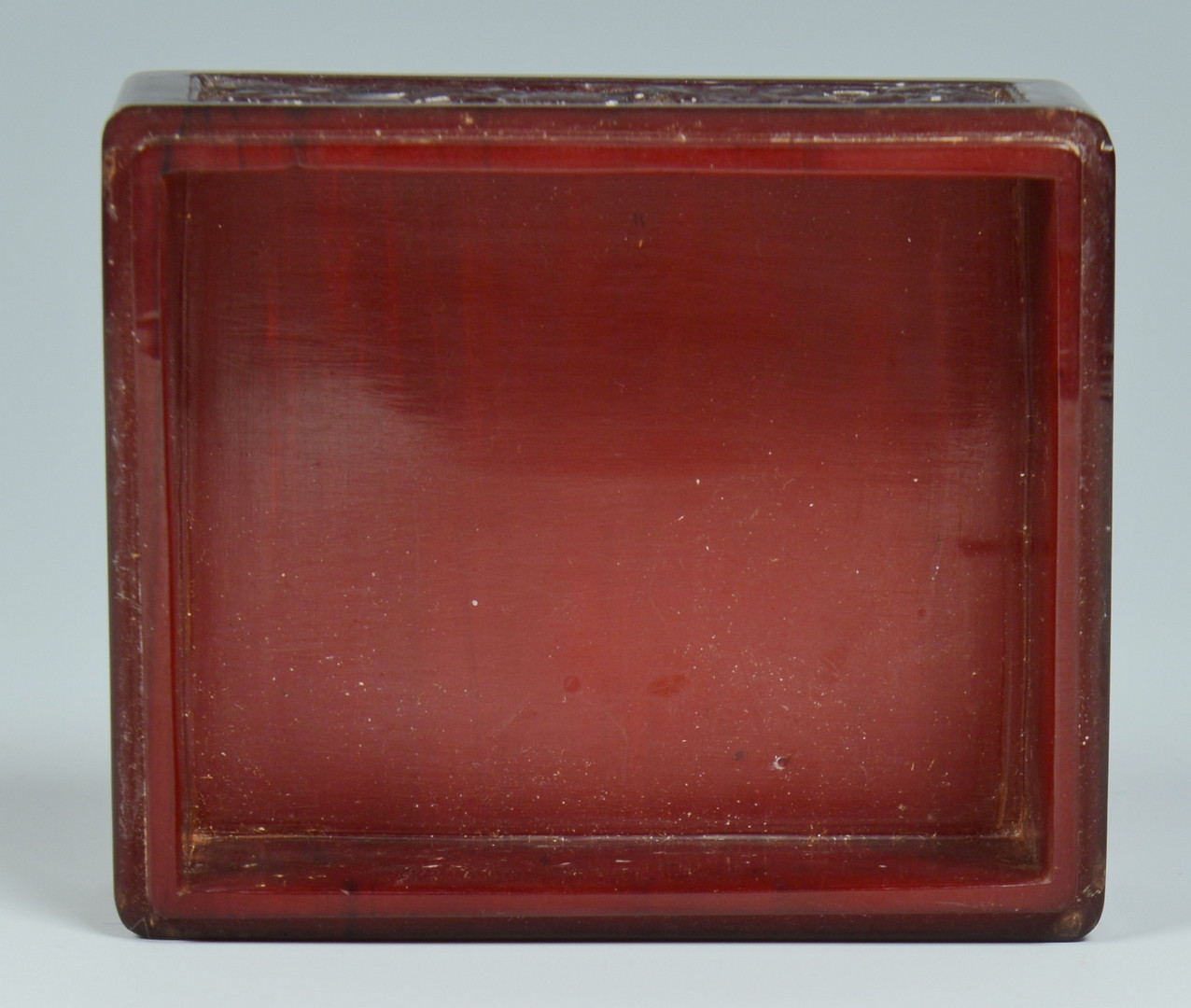 Lot 9: Chinese Silver Zeewo plate, Cherry Amber Box