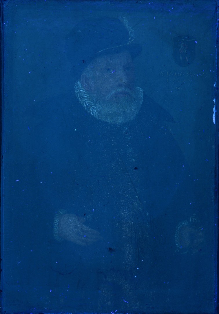 Lot 109: O/B portrait of man dated 1587