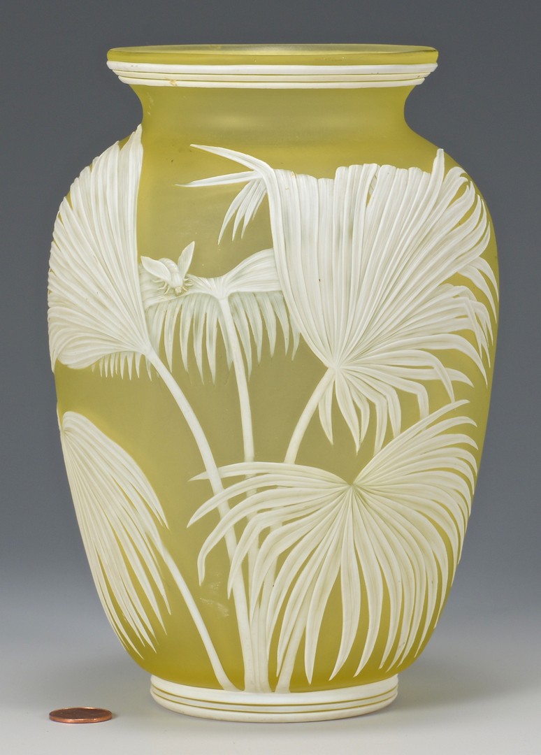 Lot 212: Thomas Webb Cameo Art Glass Vase