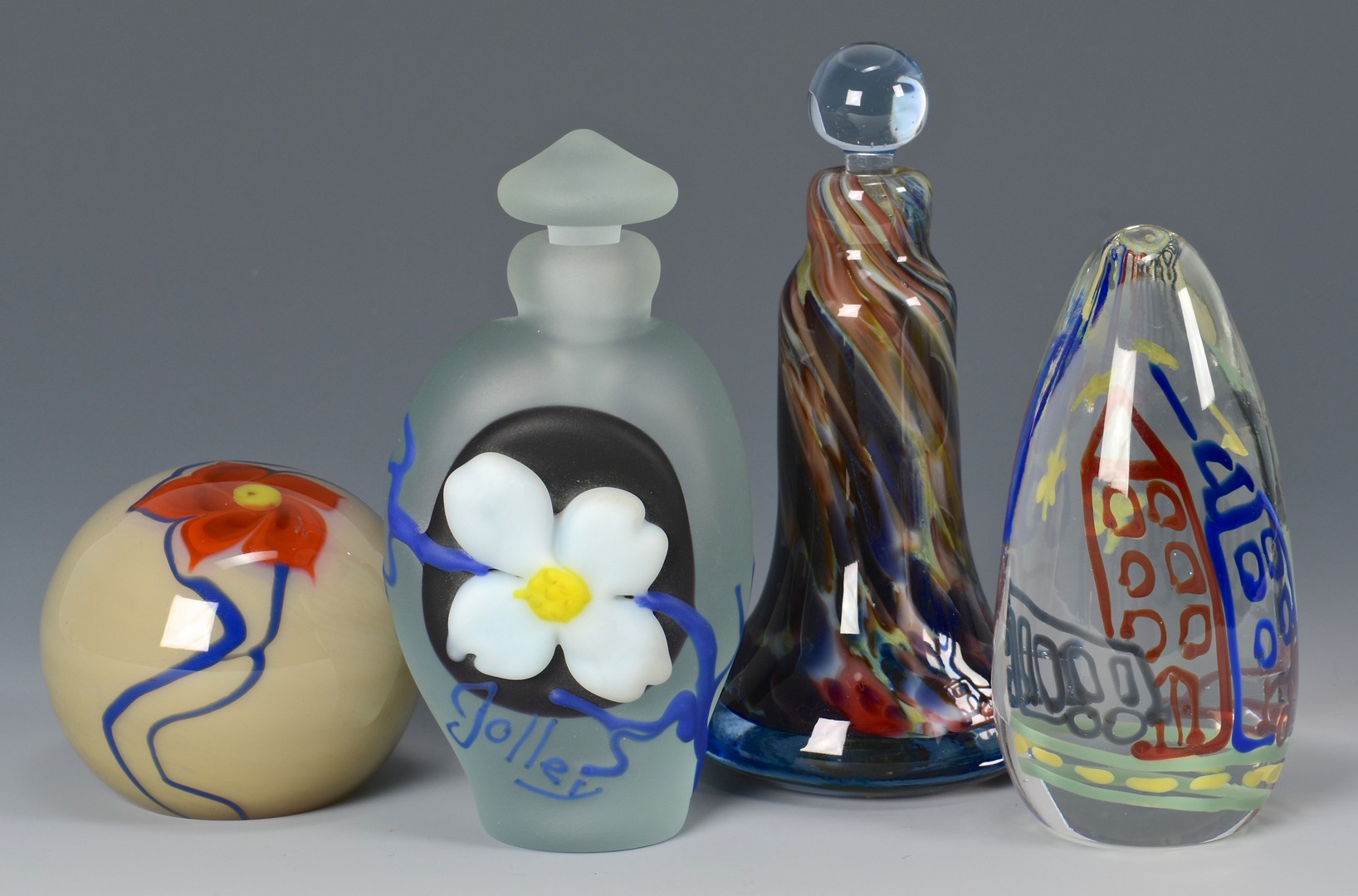 Lot 324: 4 Richard Jolley Art Glass items