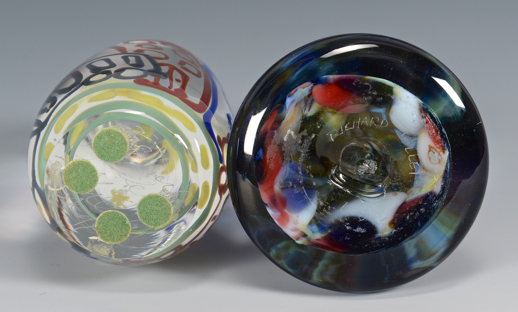 Lot 324: 4 Richard Jolley Art Glass items