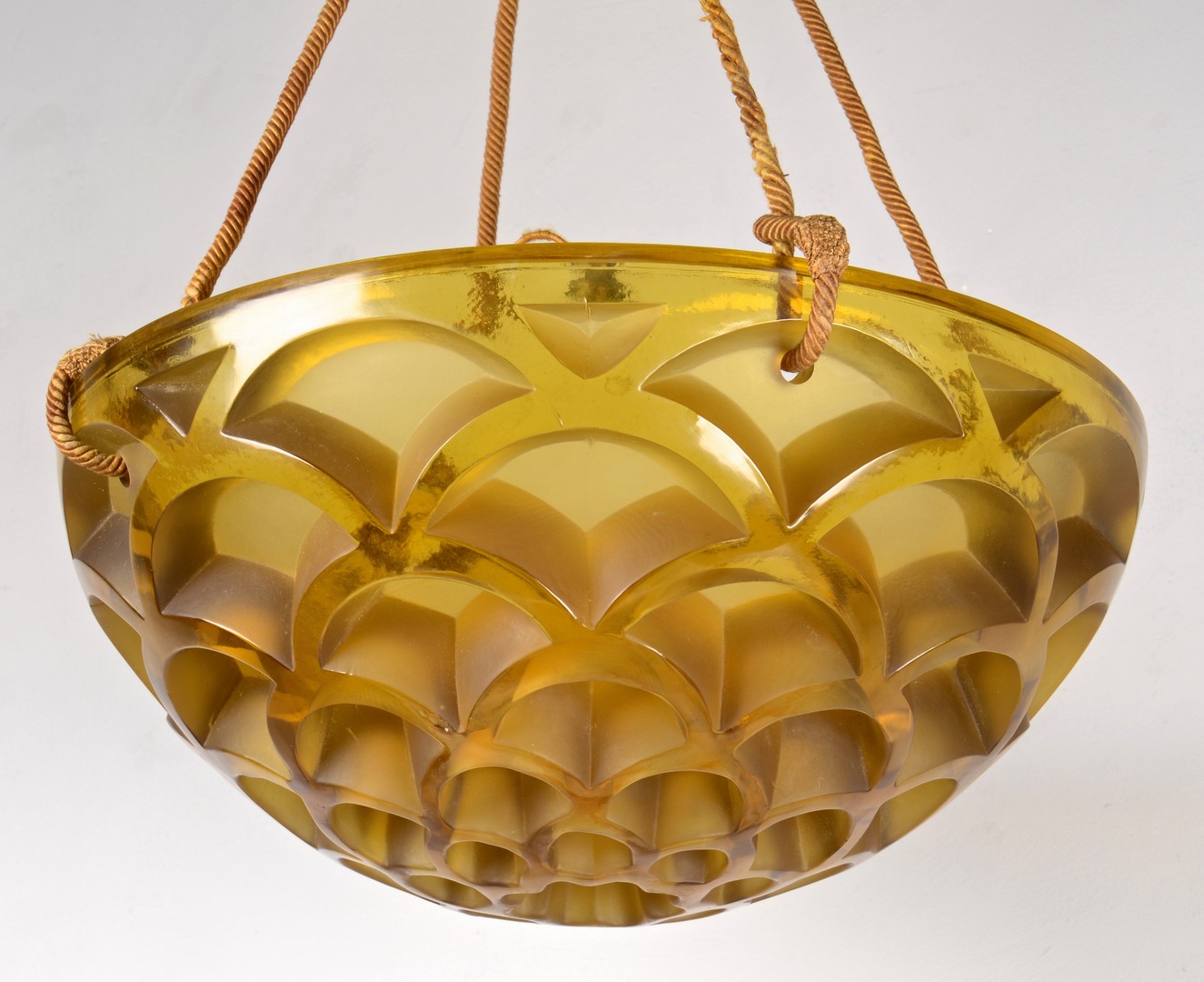 Lot 330: R. Lalique Rinceaux Chandelier, Honey Comb Pattern