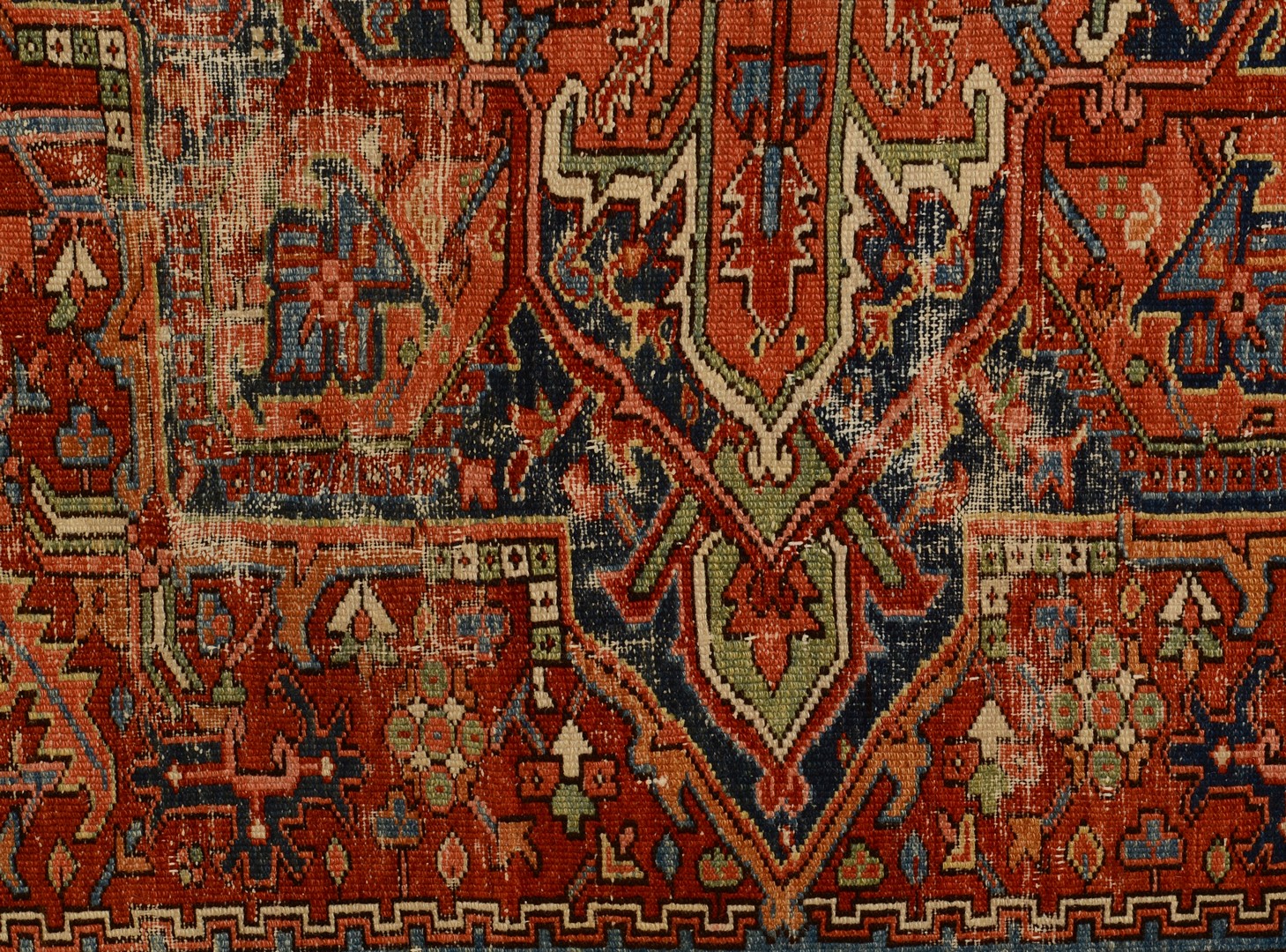 Lot 499: Heriz Persian Carpet
