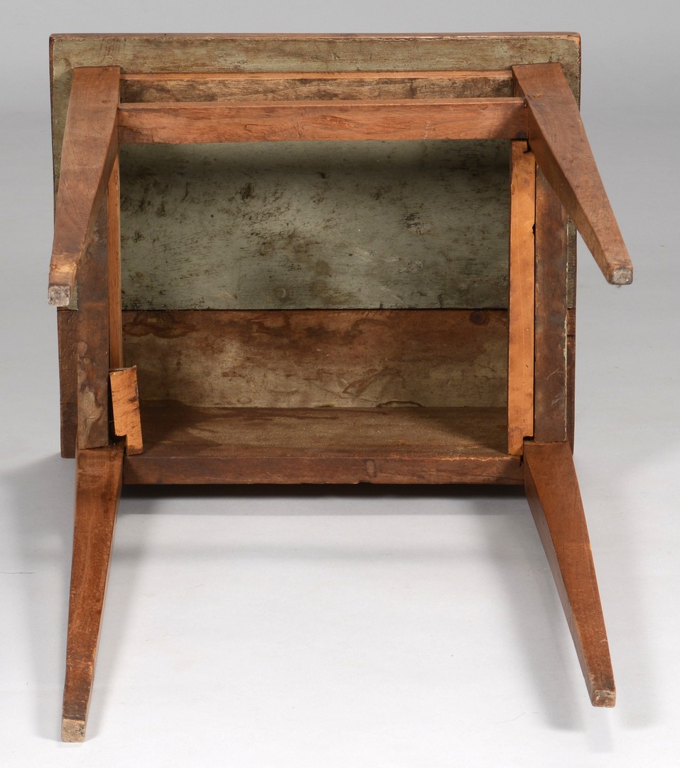 Lot 647: East TN Hepplewhite Walnut Stand & Southern Related Book