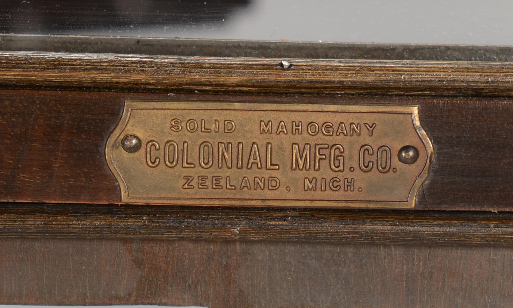 Lot 762: Colonial Mfg. Co. Grandmother Clock