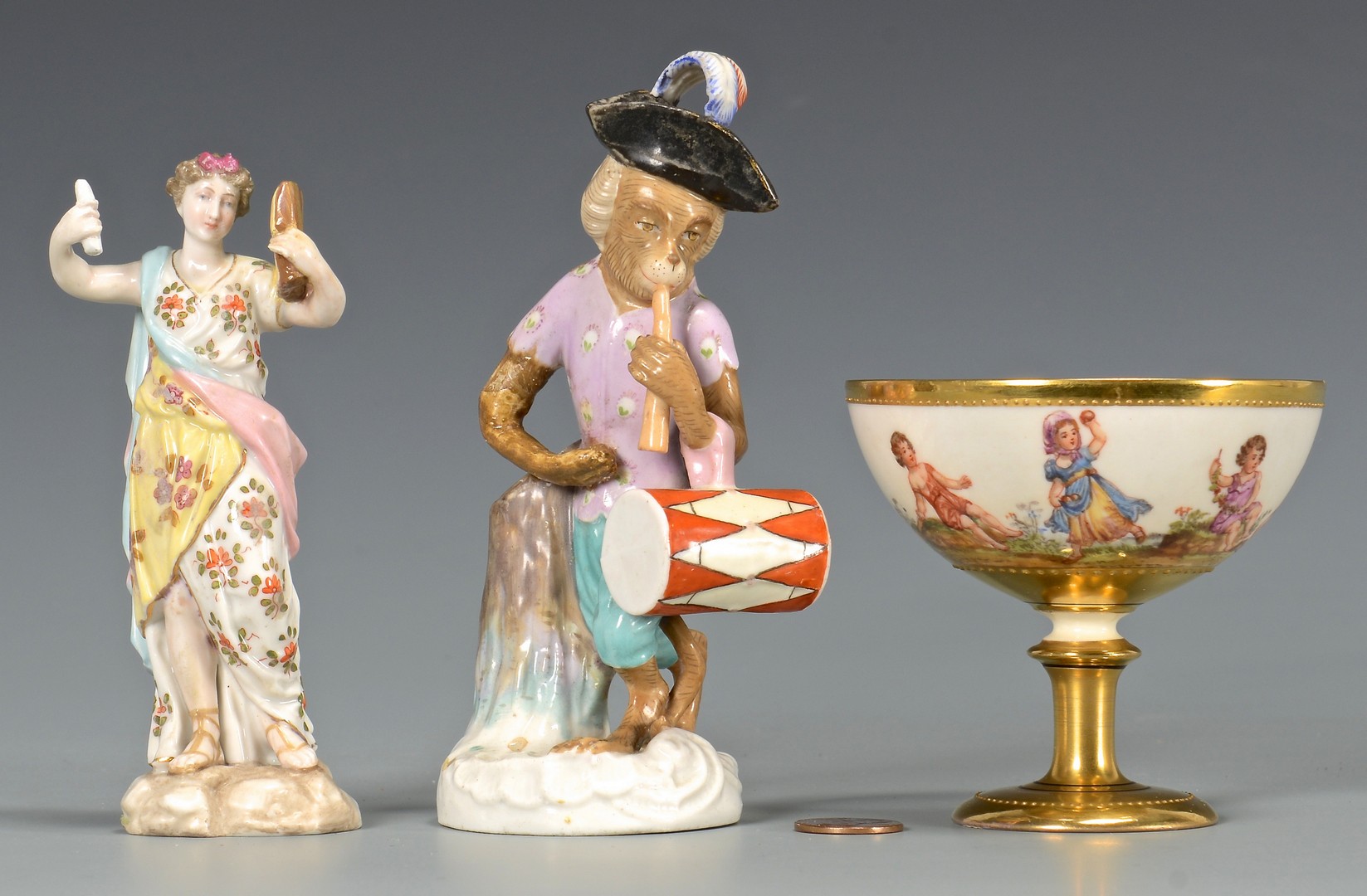 Lot 765: Grouping of 8 Porcelain Items