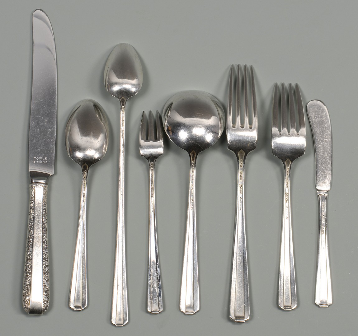 Lot 806: Towle Sterling Flatware, Candlelight, 88 pcs.