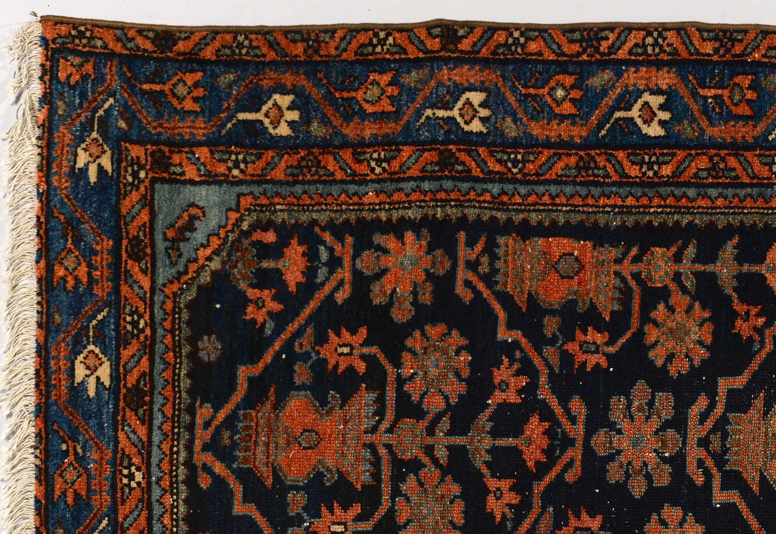 Lot 845: Persian Hamadan Carpet