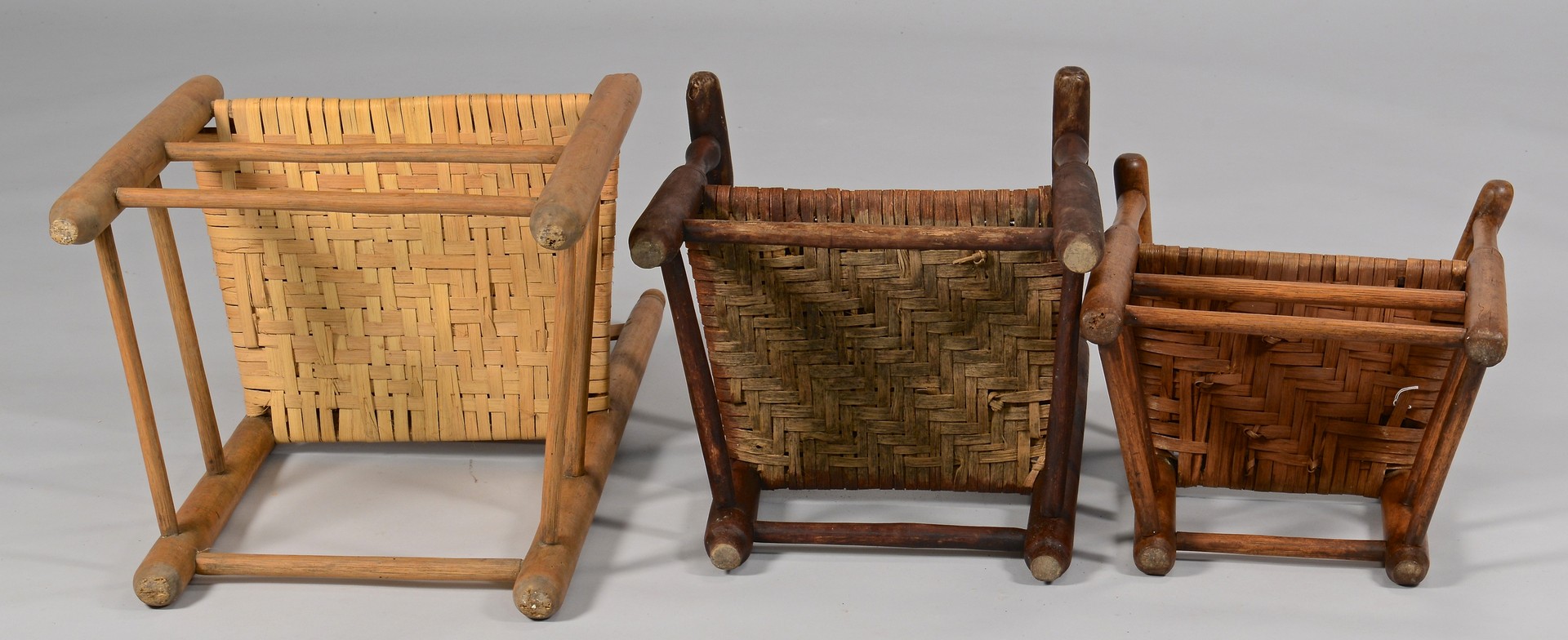 Lot 301: 3 East TN chairs, includ. 2 child armchairs