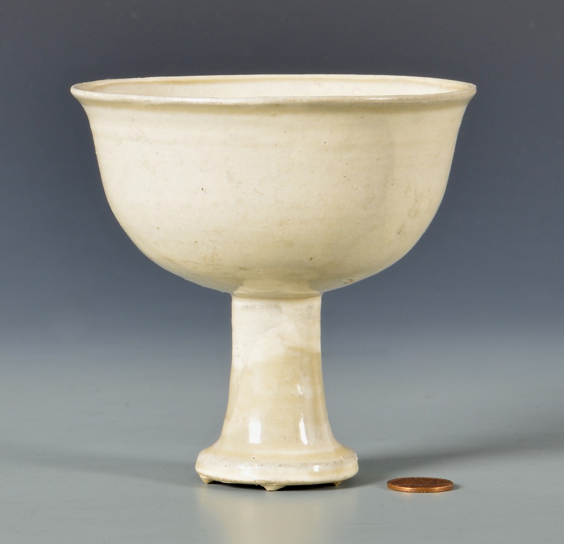 Lot 377: Chinese Song Dynasty Cizhou Glaze Stem Cup