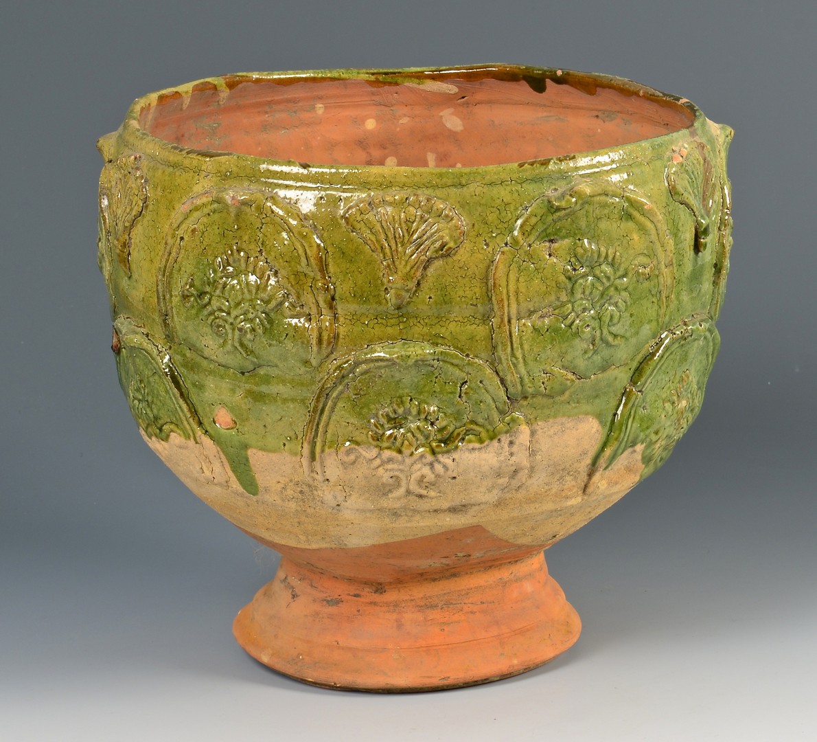 Lot 379: Chinese Ceramic Yuan Dynasty Storage Jar