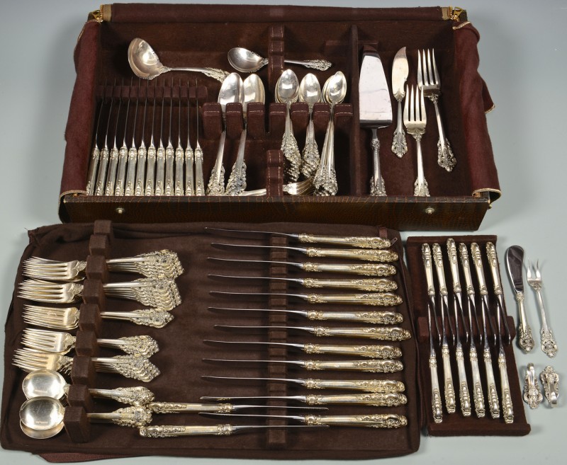 Lot 41: Grand Baroque Sterling Flatware, 143 pieces