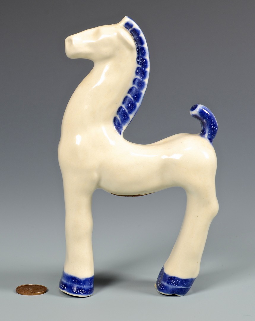 Lot 471: Newcomb College Horse Figurine