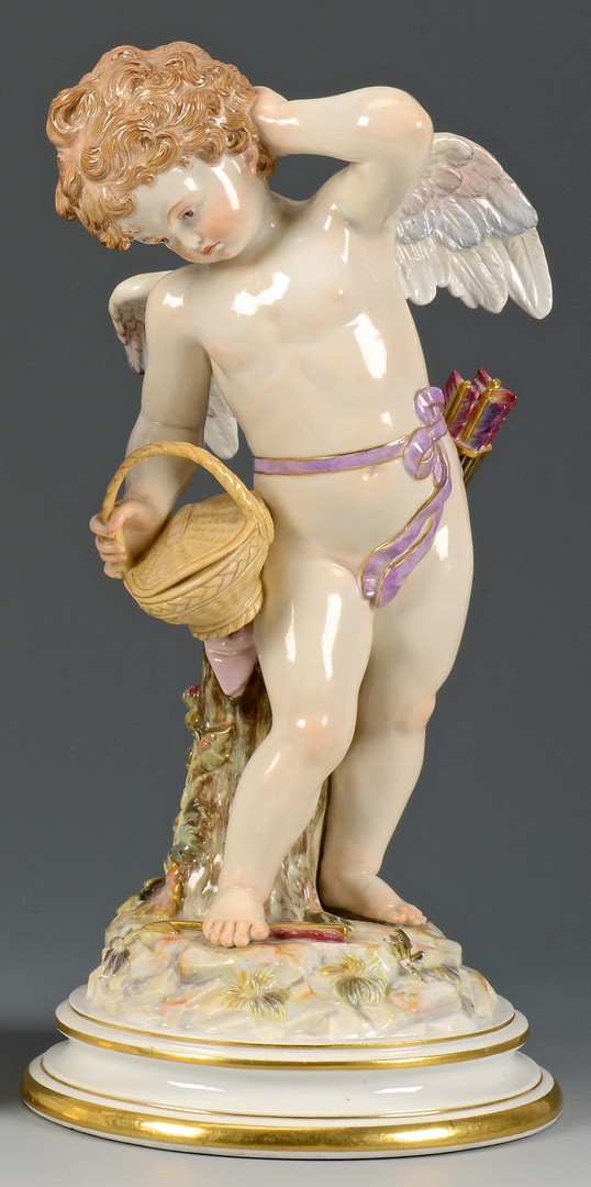 Lot 475: Pr. Large Meissen Cupid Figures