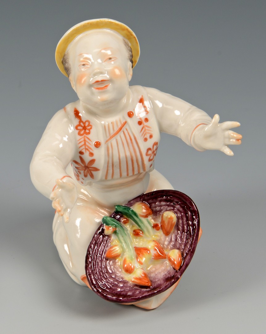 Lot 479: 2 Porcelain Chinoiserie Figures, German