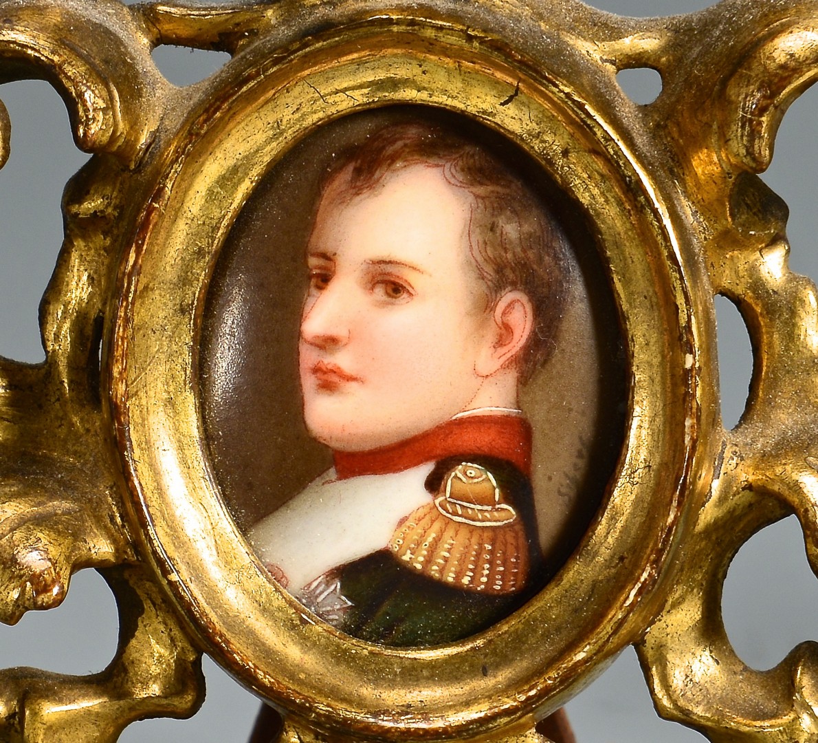 Lot 481: Napoleon portrait, 2 soldier figures and stein