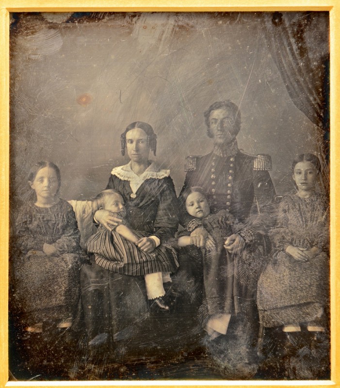 Lot 503: 3/4 Plate Dag of Officer and Family, c. 1845