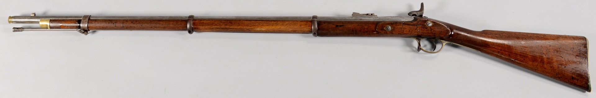 Lot 505: 1863 Victoria Regalius Enfield Rifled Musket
