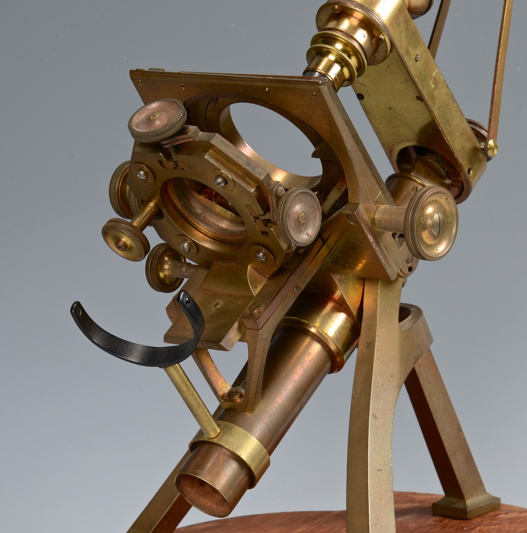 Lot 608: Antique Microscope, Powell and Lealand