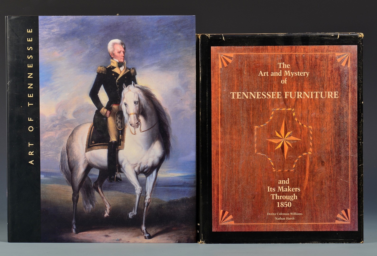 Lot 659: 4 TN Related Hardcover Antiques Books