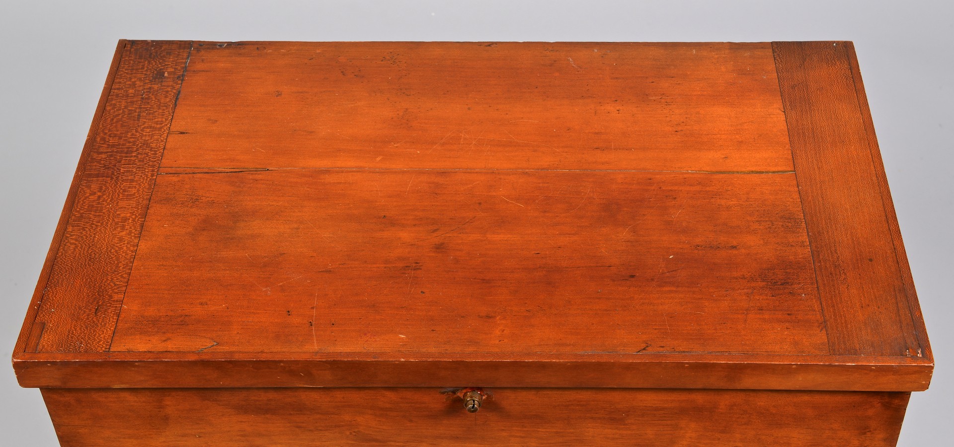Lot 134: Middle TN Sugar Chest